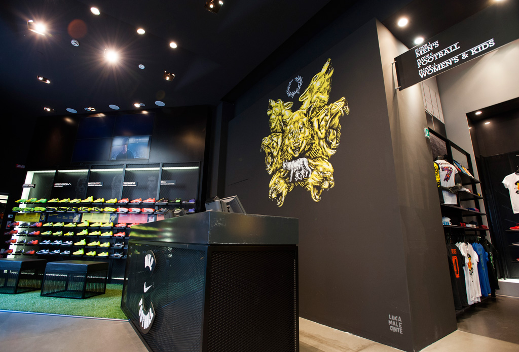 11_nike_store_roma