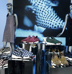 Pinko ShinebabyShine display//Milano - Parigi